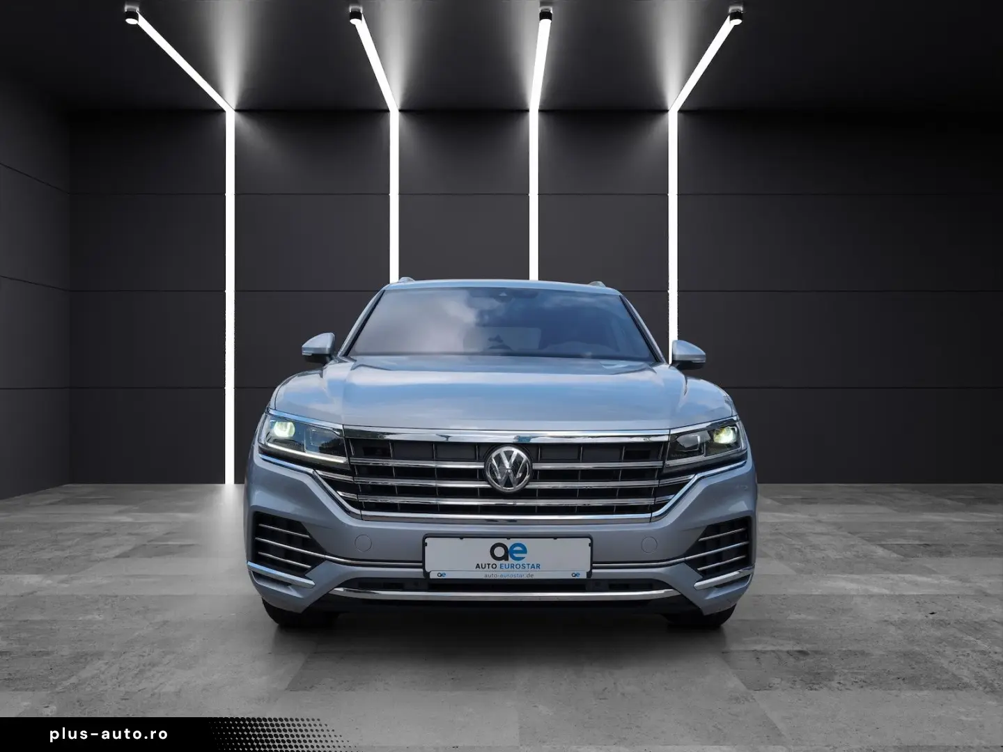 VW Touareg Atmosphere 4M LED HUD StHz eAHK ACC Luft