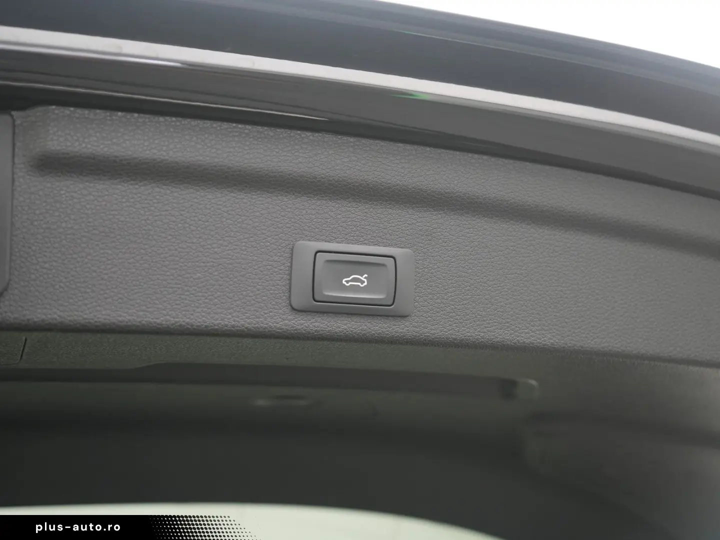 AUDI Q3 Sportback e S line NAVI VIRT SHZ CARPLAY LED