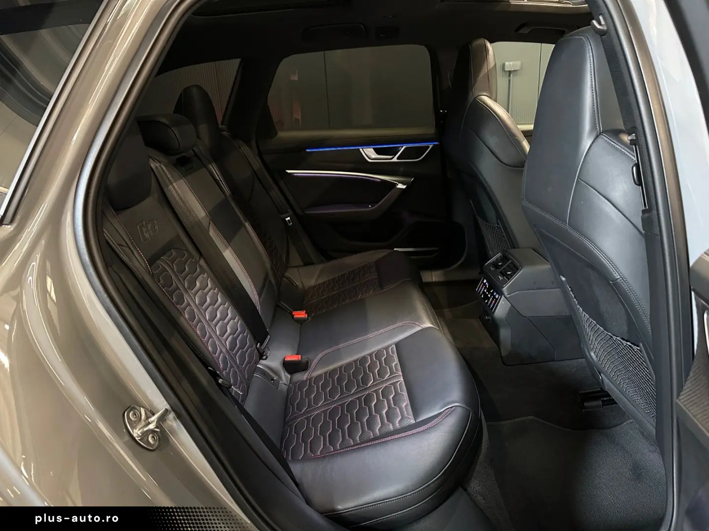 AUDI RS6 Avant 4.0 TFSI quattro Dynamik PANORAMA B&O