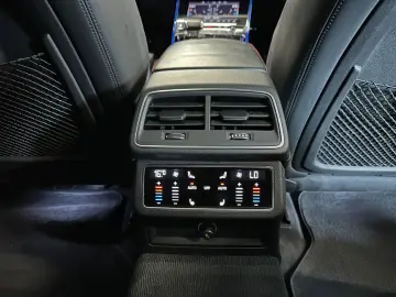 AUDI RS6 Avant 4.0 TFSI quattro Dynamik PANORAMA B&O