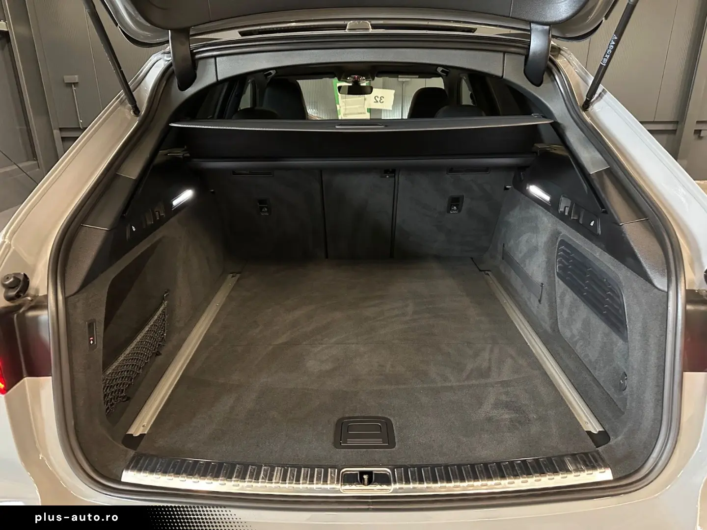 AUDI RS6 Avant 4.0 TFSI quattro Dynamik PANORAMA B&O