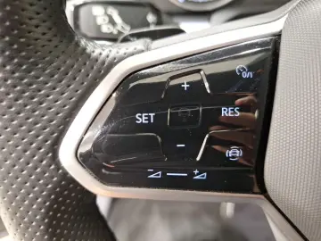 VW Touareg 3.0 V6 TDI R-Line 4Motion Winter LED HuD