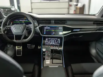 AUDI RS6 4.0 TFSI PANO DYNAMIK  STHZ RS-AGA FULL PPF