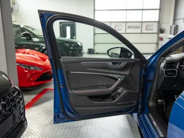 AUDI RS6 4.0 TFSI PANO DYNAMIK  STHZ RS-AGA FULL PPF