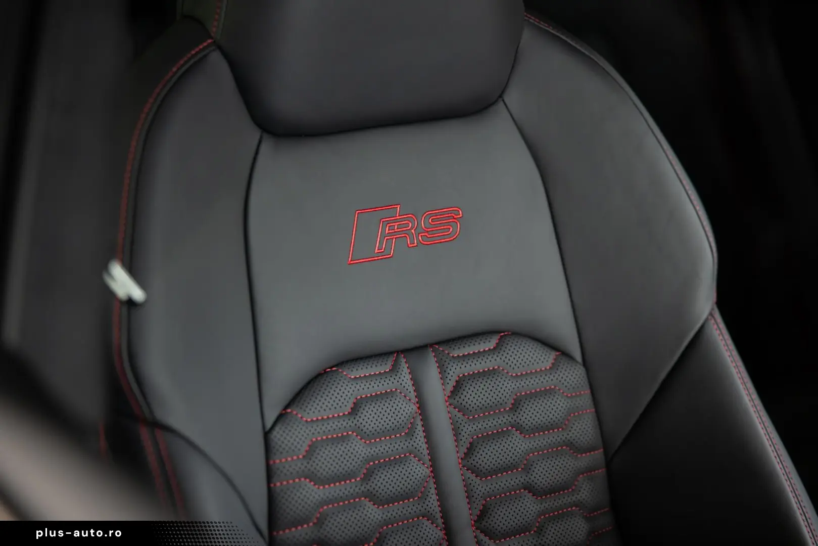 AUDI RS6 4.0 TFSI PANO DYNAMIK  STHZ RS-AGA FULL PPF