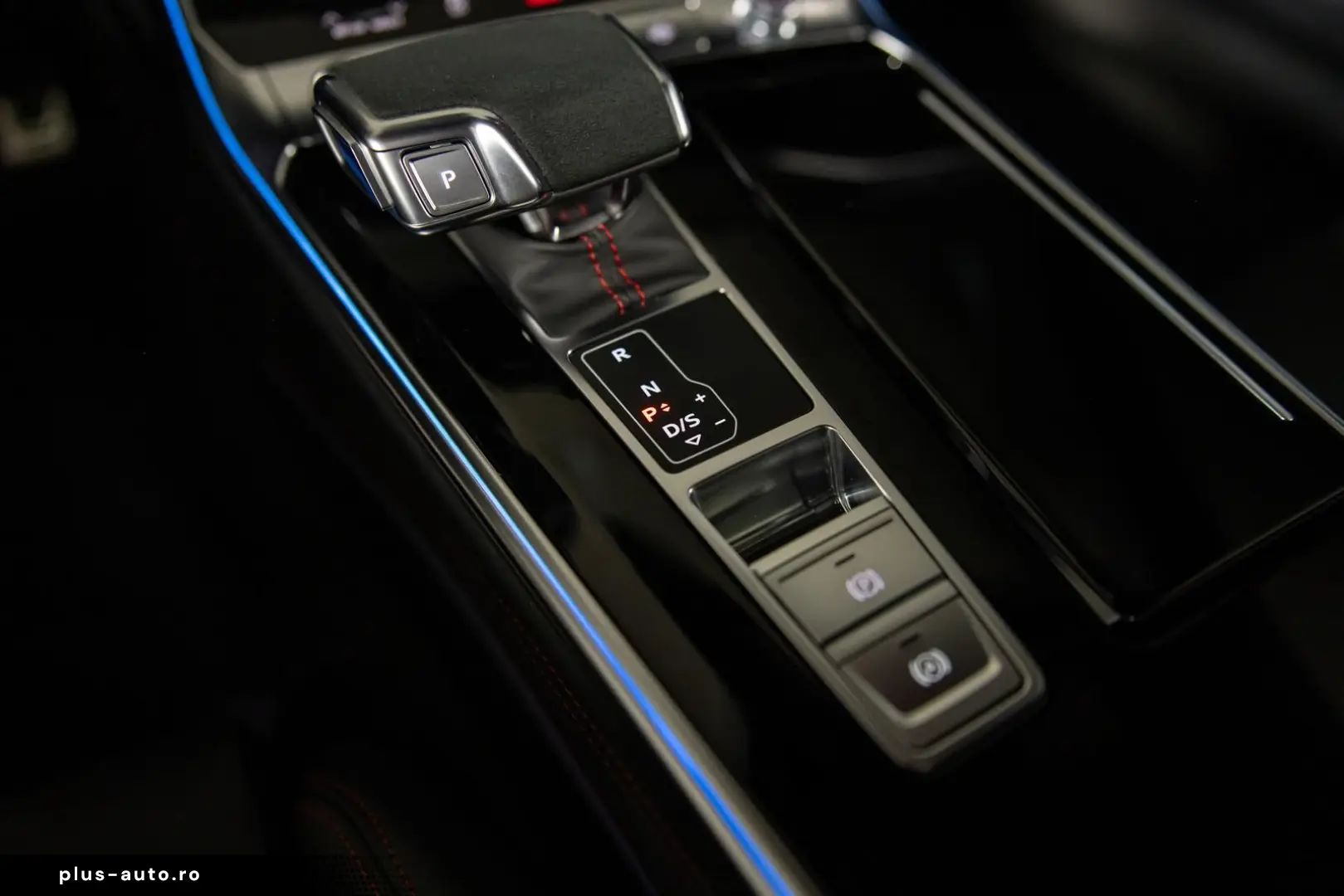 AUDI RS6 4.0 TFSI PANO DYNAMIK  STHZ RS-AGA FULL PPF