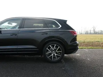 VW Touareg R-Line 4Motion Standheizung VOLL