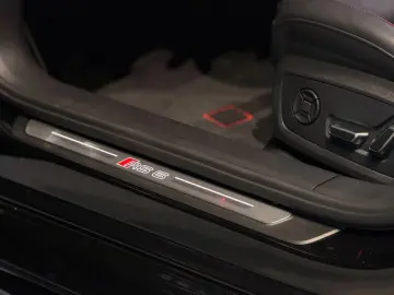 AUDI RS6 Avant Performance Sport-AGA Laser Soft B&O