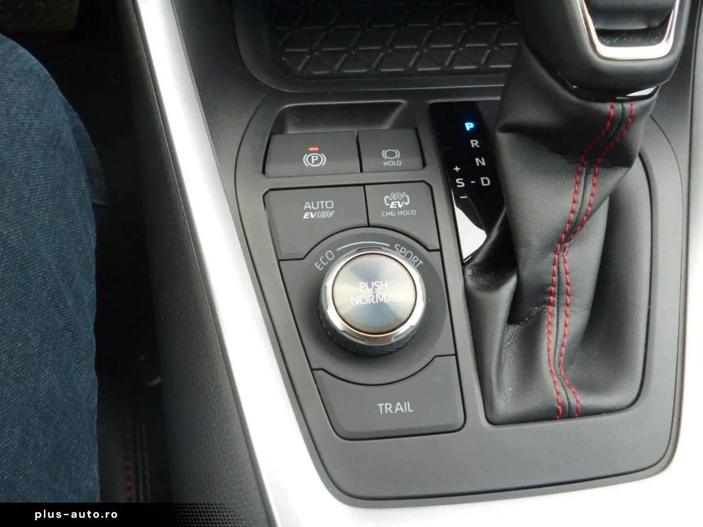 SUZUKI Across PLUG-IN-HYBRID Comfort