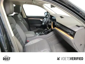 VW Touareg 3.0 V6 TDI Atmosphere AHK PANO SHZ STHZG