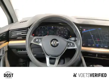 VW Touareg 3.0 V6 TDI Atmosphere AHK PANO SHZ STHZG