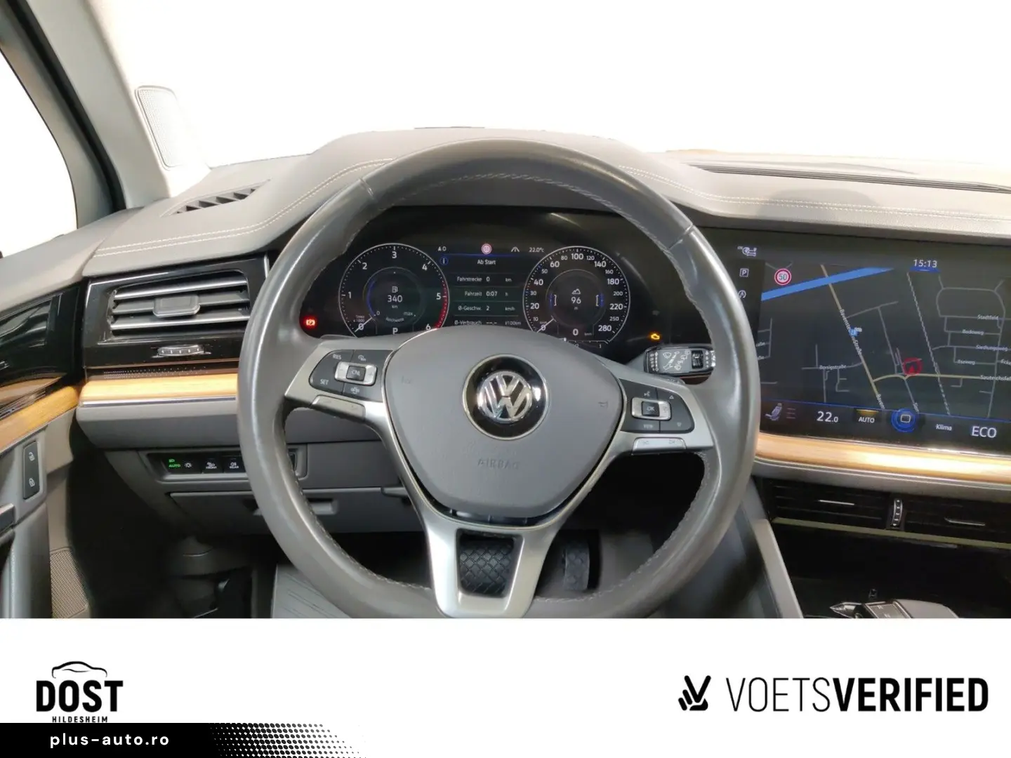 VW Touareg 3.0 V6 TDI Atmosphere AHK PANO SHZ STHZG
