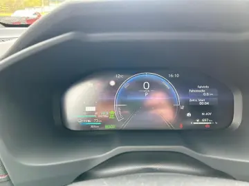 SUZUKI Across PLUG-IN HYBRID Comfort   FACELIFT