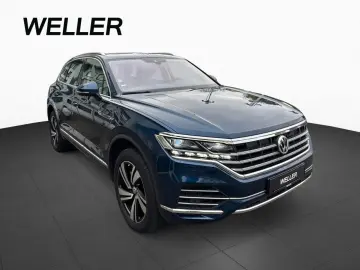 VW Touareg 3.0 V6 TSI 4M Elegance AHK Pano 360