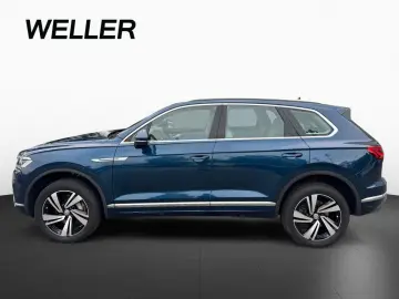 VW Touareg 3.0 V6 TSI 4M Elegance AHK Pano 360