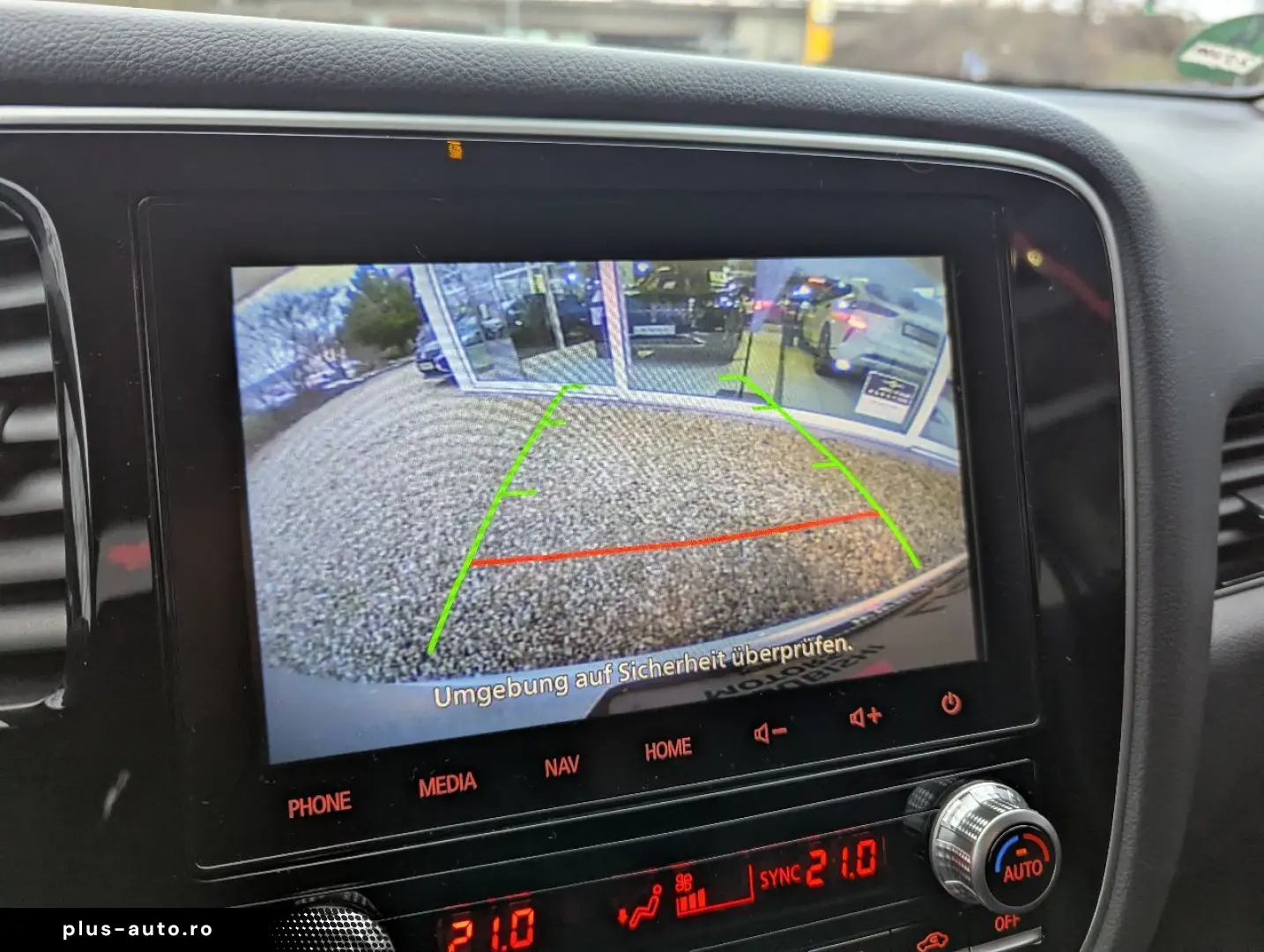 MITSUBISHI Outlander PHEV BASIS mit Spirit-Paket 2.4 4WD