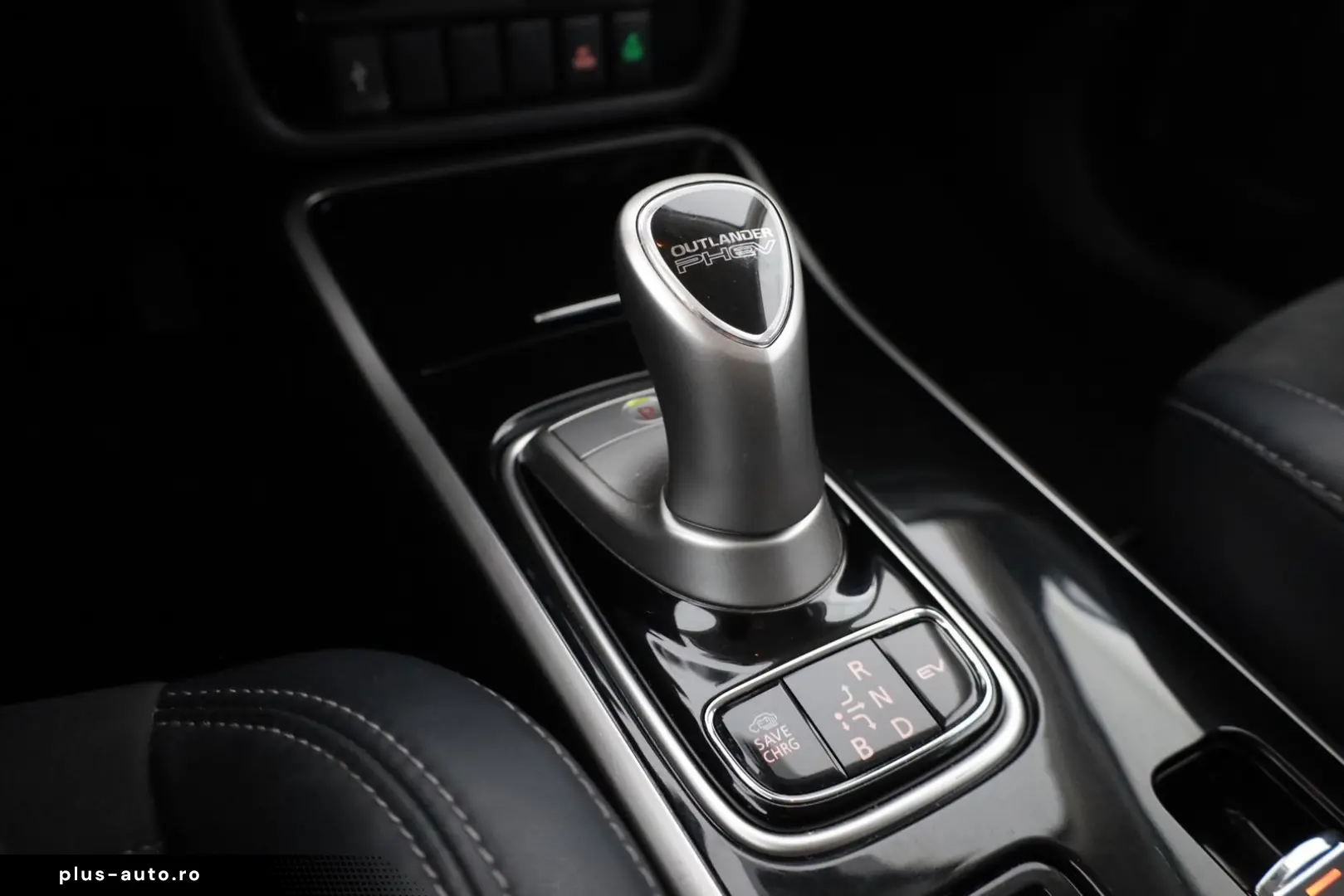 MITSUBISHI Outlander 2.4 PHEV Spirit 4WD Kamera Navi Leder