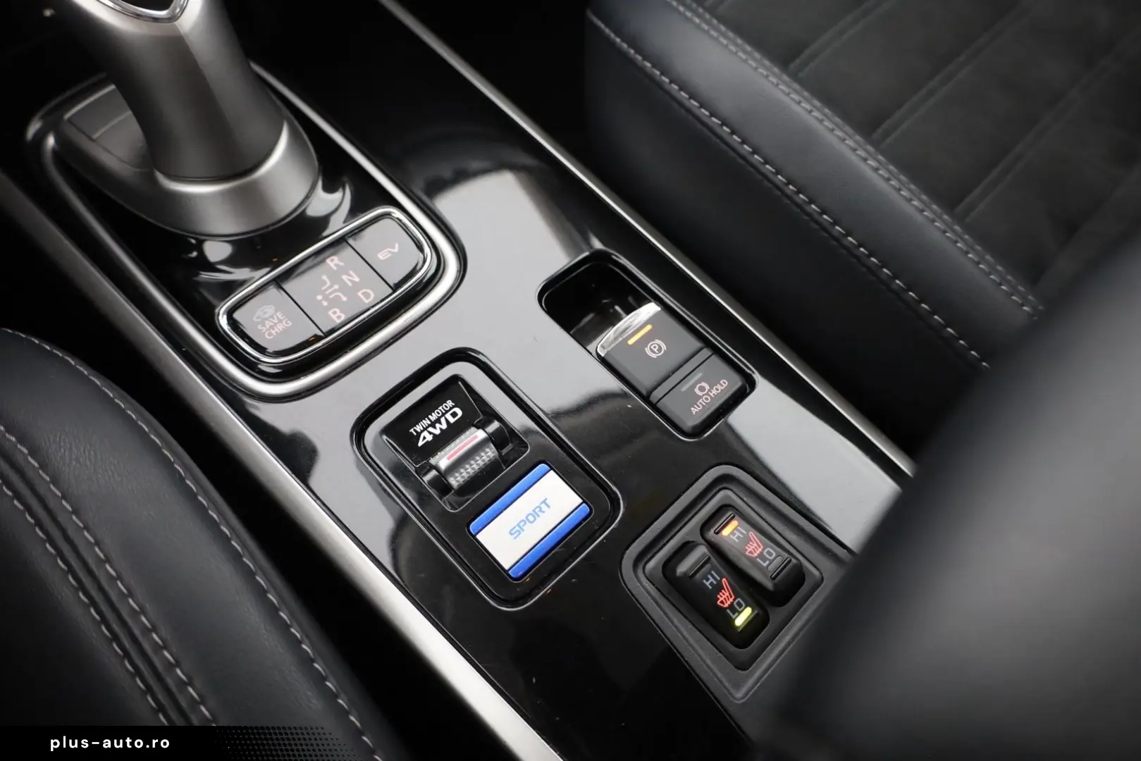 MITSUBISHI Outlander 2.4 PHEV Spirit 4WD Kamera Navi Leder