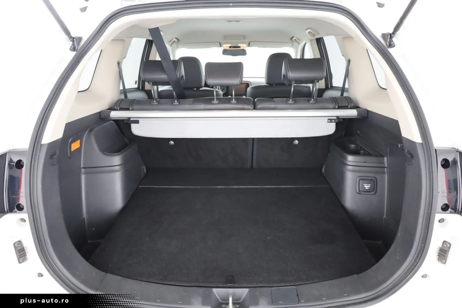 MITSUBISHI Outlander 2.4 PHEV Spirit 4WD Kamera Navi Leder