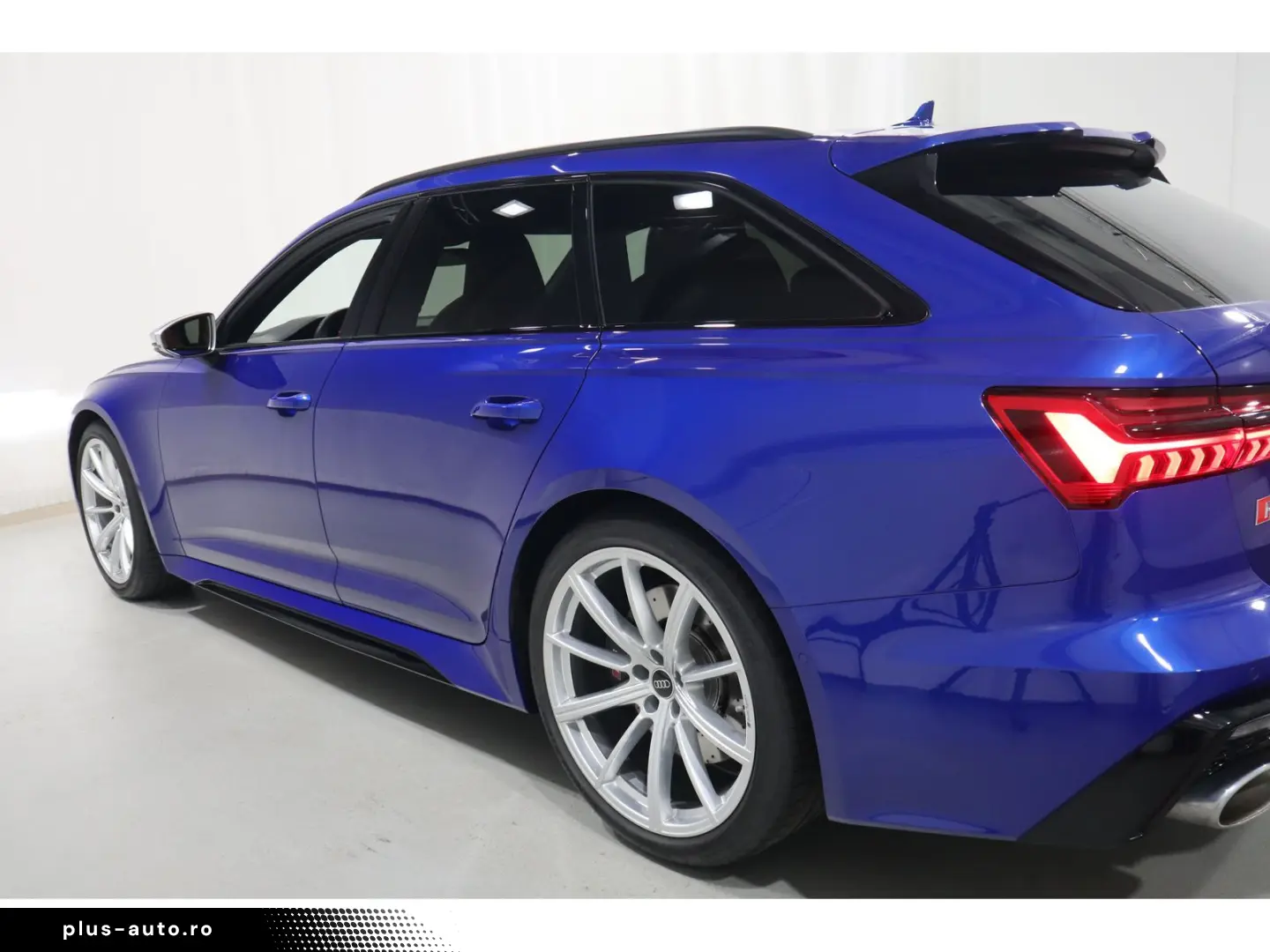 AUDI RS6 Avant 4.0 TFSI quattro B&O LED AHK