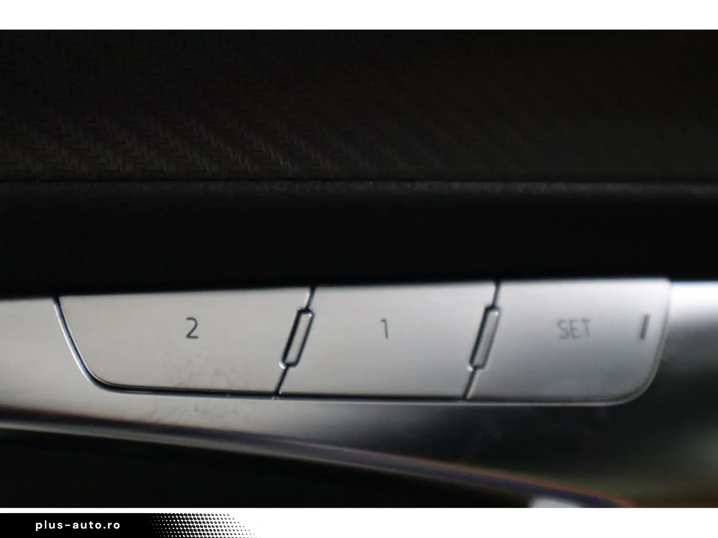 AUDI RS6 Avant 4.0 TFSI quattro B&O LED AHK