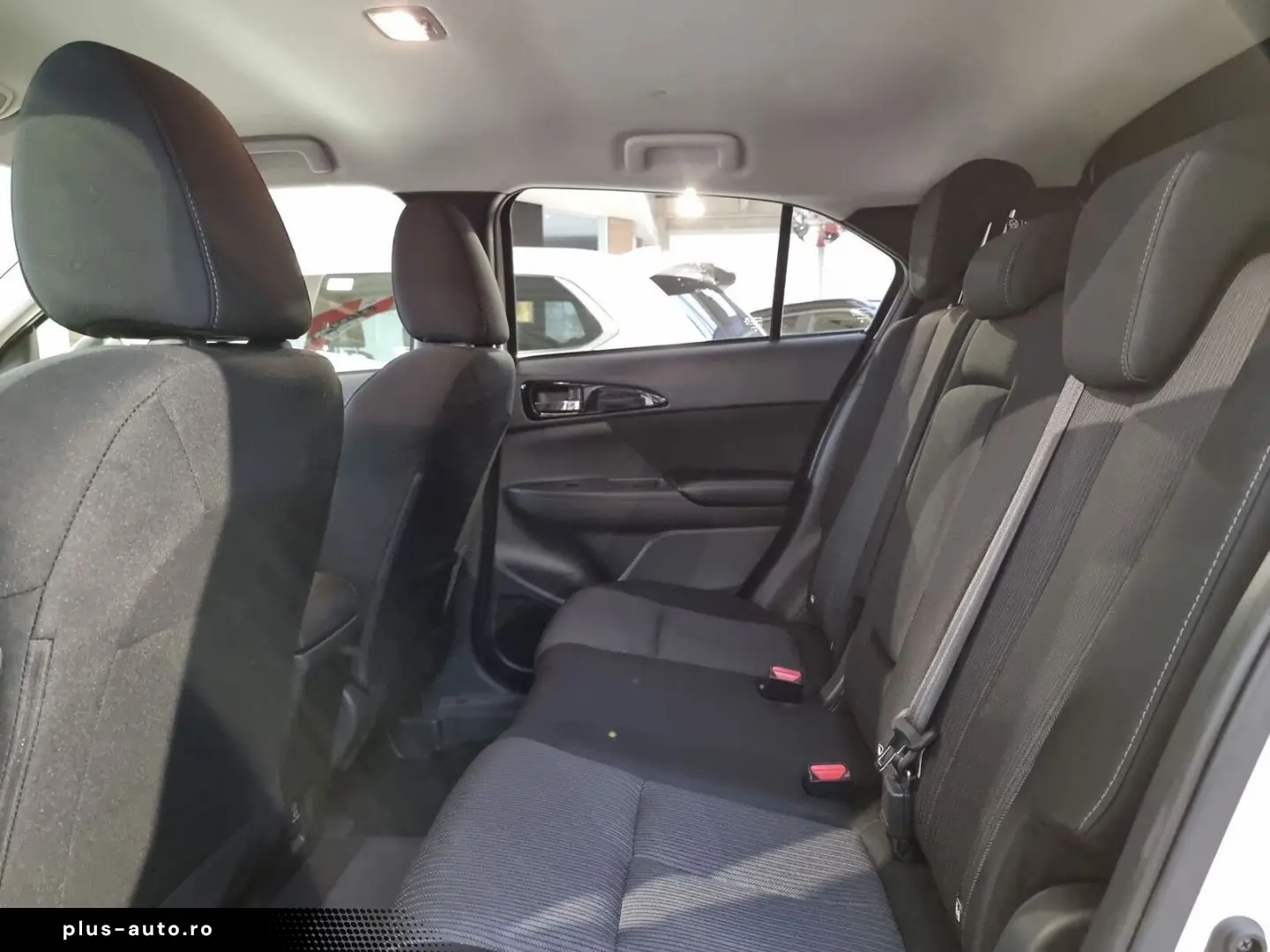 MITSUBISHI Eclipse Cross Plug-In Hybrid Basis Allwetter App