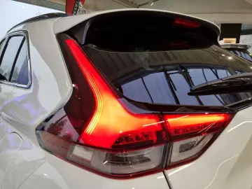 MITSUBISHI Eclipse Cross Plug-In Hybrid Basis Allwetter App