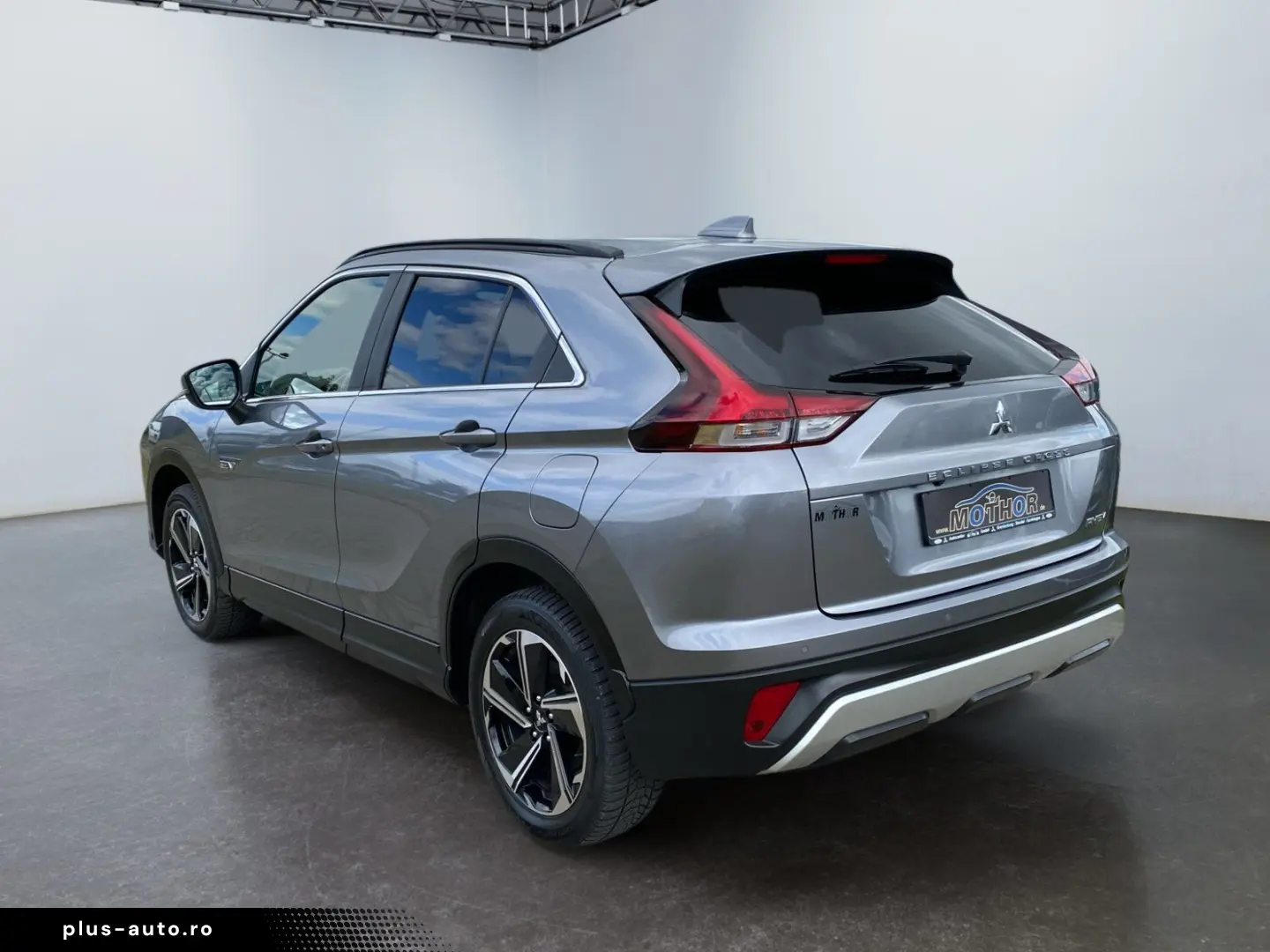MITSUBISHI Eclipse Cross Plus 2.4 PHEV TEMP PDC KAM