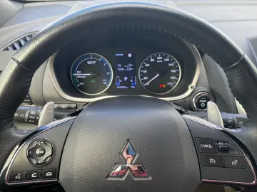 MITSUBISHI Eclipse Cross Plus 2.4 PHEV TEMP PDC KAM