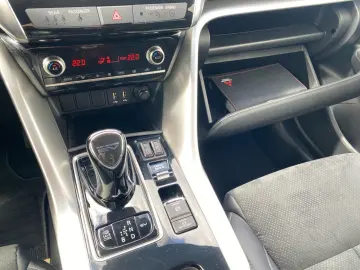 MITSUBISHI Eclipse Cross Plus 2.4 PHEV TEMP PDC KAM