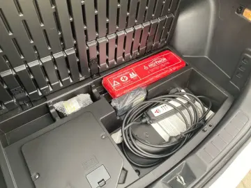 MITSUBISHI Eclipse Cross BASIS PHEV 2.4 TEMP SHZ FLA LM