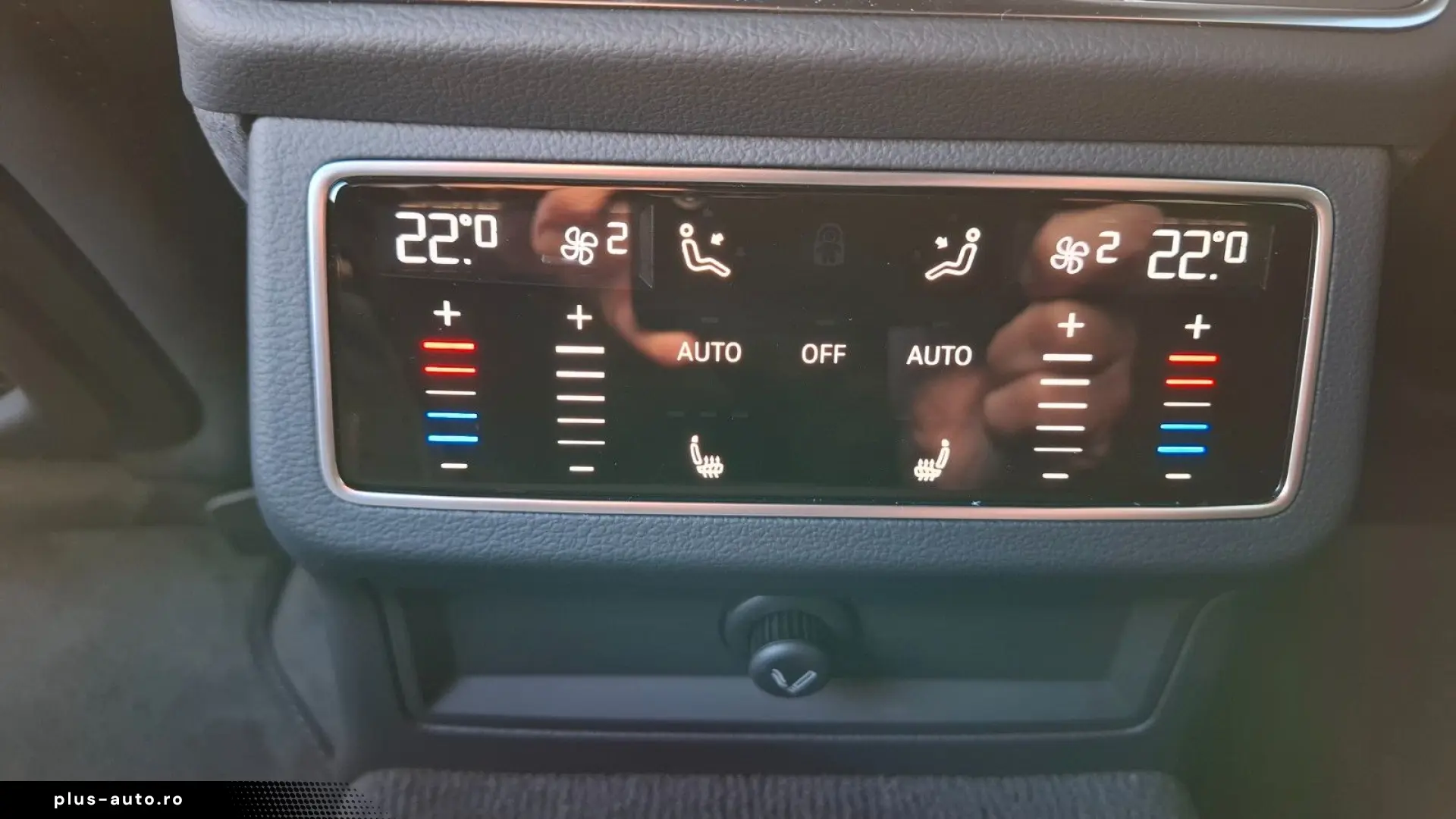 AUDI RS 6 Avant 4.0 TFSI quattro performance AHK