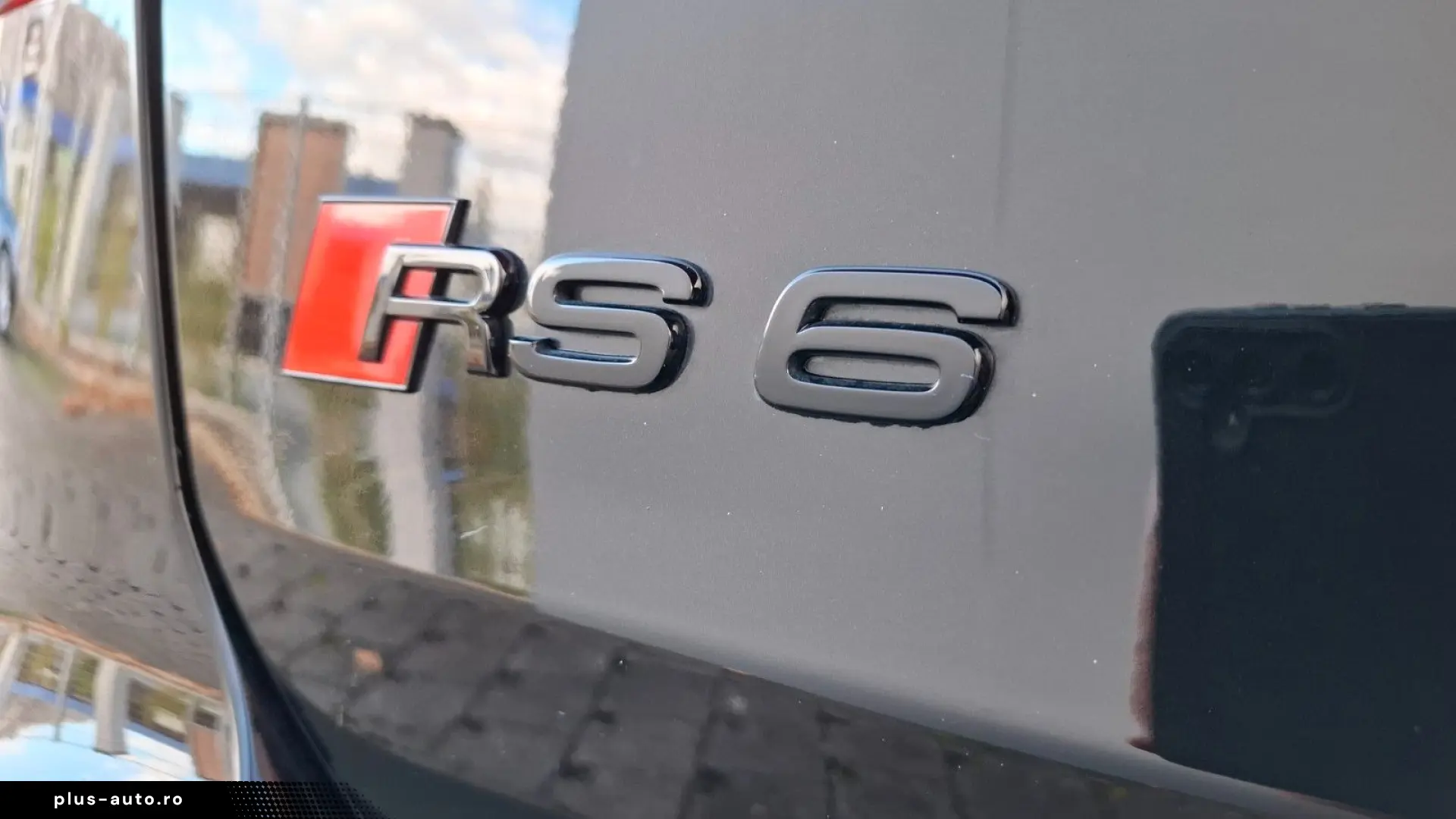 AUDI RS 6 Avant 4.0 TFSI quattro performance AHK