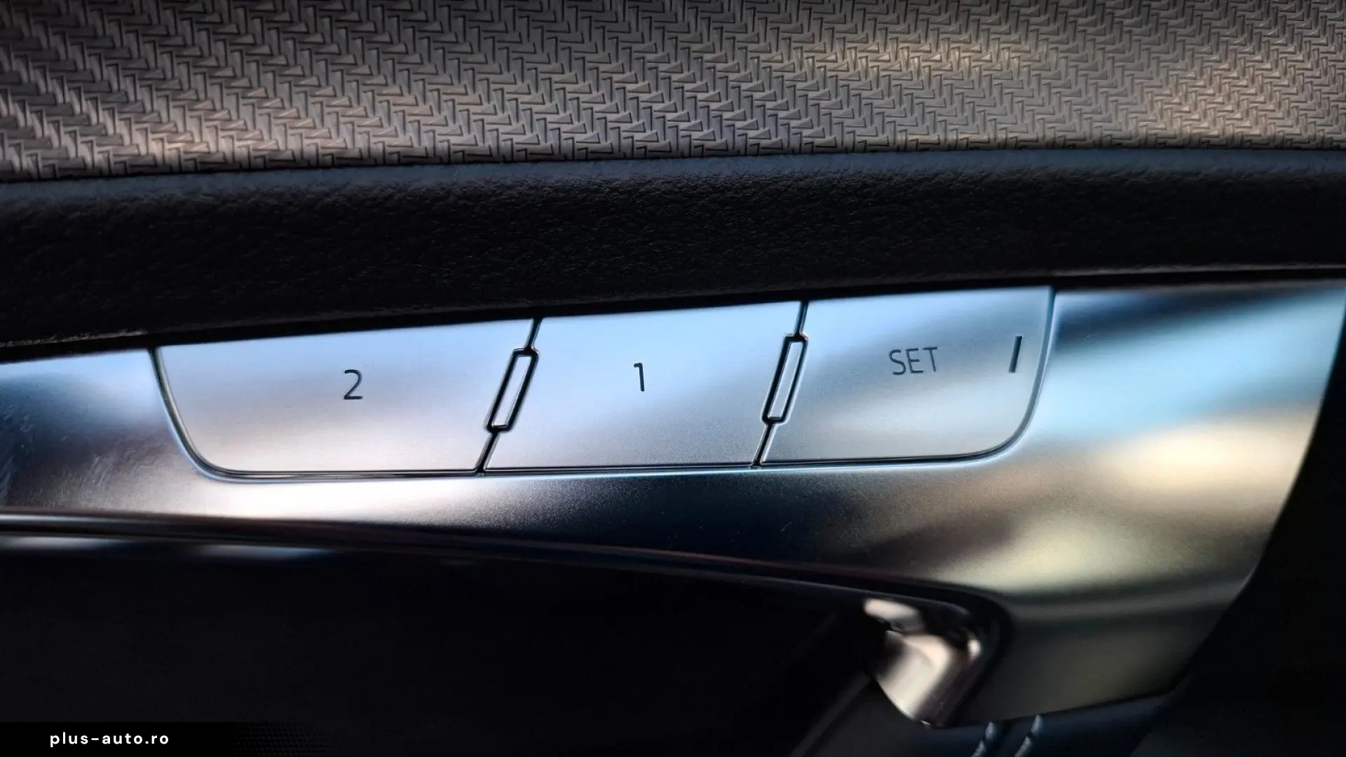 AUDI RS 6 Avant 4.0 TFSI quattro performance AHK