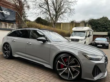 AUDI RS6 4.0 TFSI quattro B&O PANO AHK Sitzkl Softcl