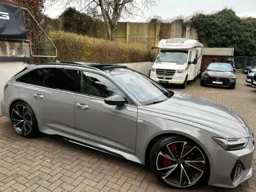 AUDI RS6 4.0 TFSI quattro B&O PANO AHK Sitzkl Softcl