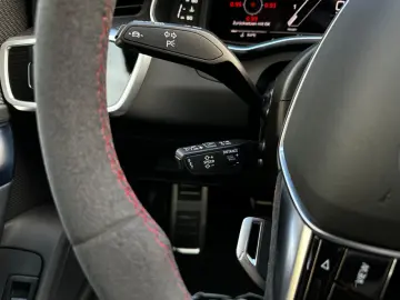 AUDI RS6 4.0 TFSI quattro B&O PANO AHK Sitzkl Softcl