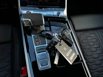 AUDI RS6 4.0 TFSI quattro B&O PANO AHK Sitzkl Softcl