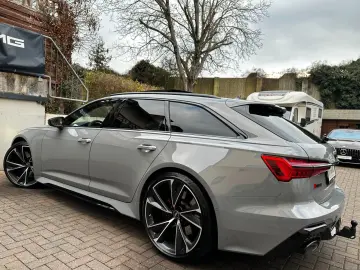 AUDI RS6 4.0 TFSI quattro B&O PANO AHK Sitzkl Softcl