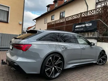 AUDI RS6 4.0 TFSI quattro B&O PANO AHK Sitzkl Softcl
