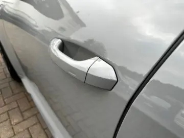 AUDI RS6 4.0 TFSI quattro B&O PANO AHK Sitzkl Softcl