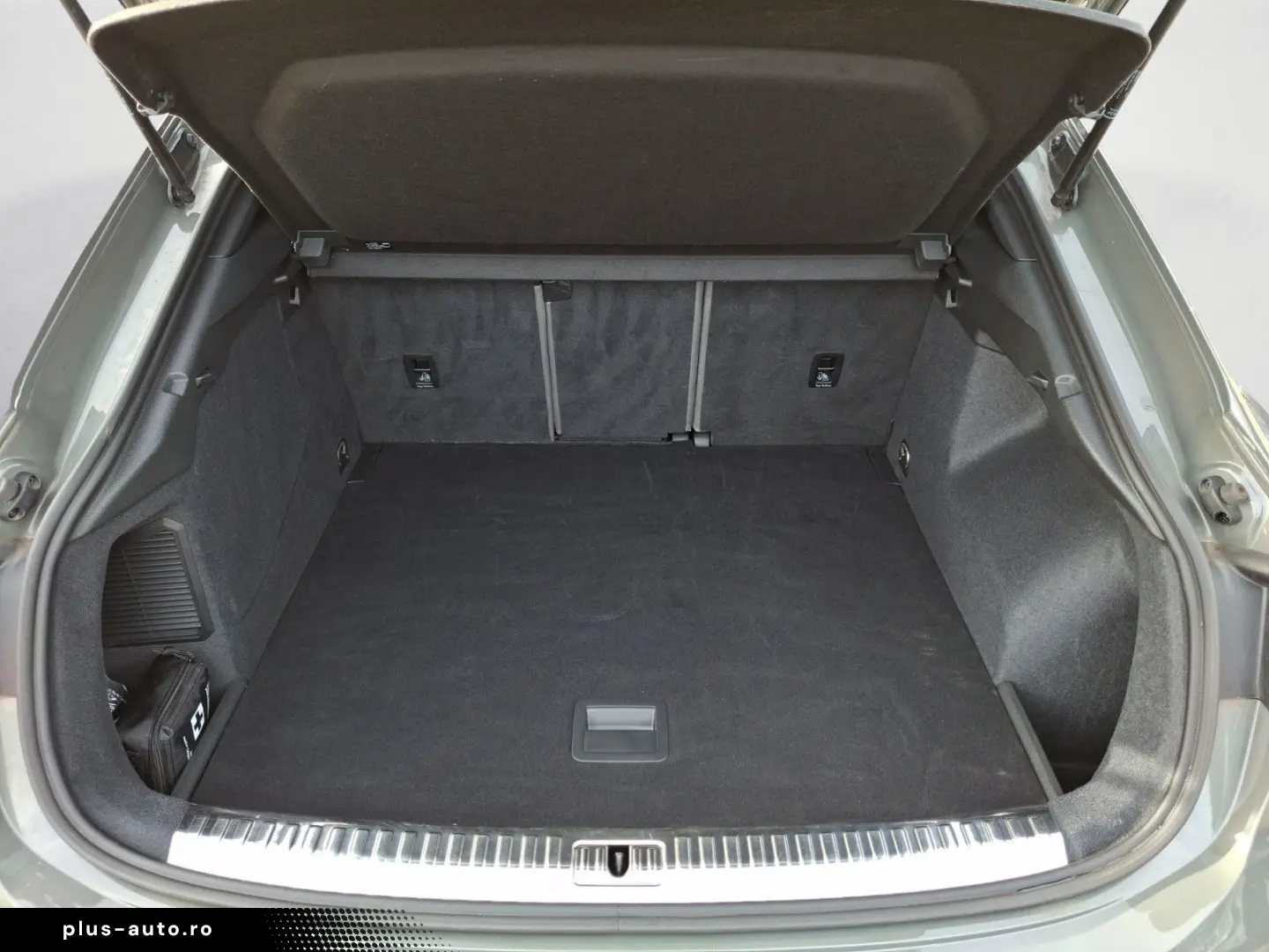 AUDI Q3 Sportback 45 TFSIe S tronic S line