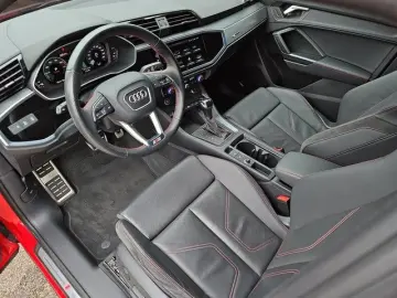 AUDI Q3 Sportback 45 TFSI e S line S-tr. Matrix Navi