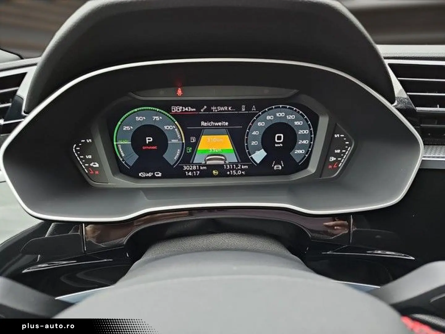 AUDI Q3 Sportback 45 TFSI e S line S-tr. Matrix Navi