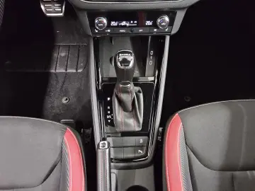 SKODA Kamiq 1.5 TSI Monte Carlo Navi LED Pano vc RFK