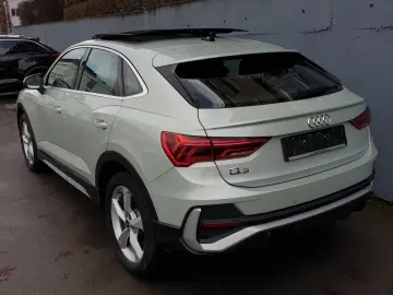 AUDI Q3 45 TFSI e S tronic 3 x S line Sportback Pano