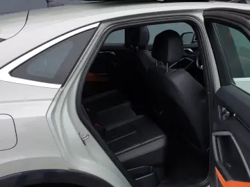 AUDI Q3 45 TFSI e S tronic 3 x S line Sportback Pano