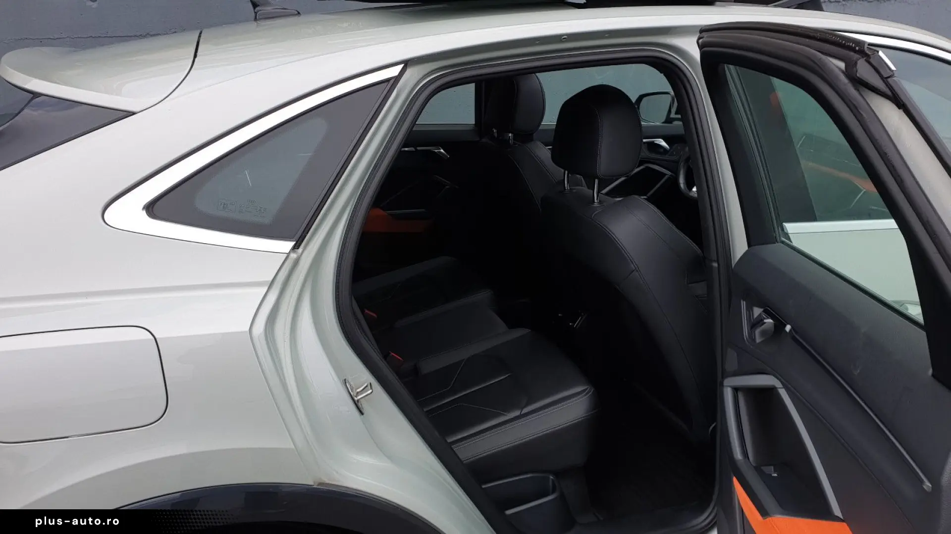 AUDI Q3 45 TFSI e S tronic 3 x S line Sportback Pano