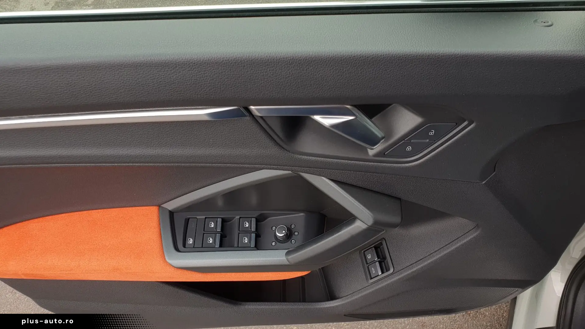 AUDI Q3 45 TFSI e S tronic 3 x S line Sportback Pano