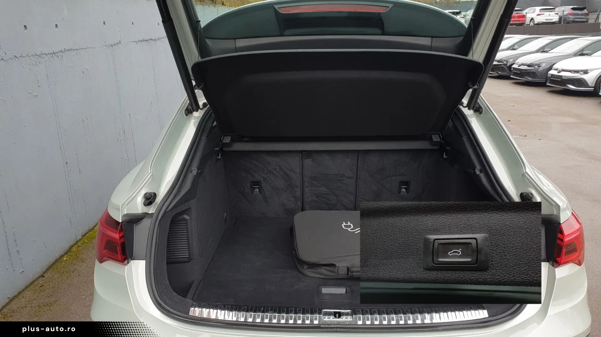 AUDI Q3 45 TFSI e S tronic 3 x S line Sportback Pano